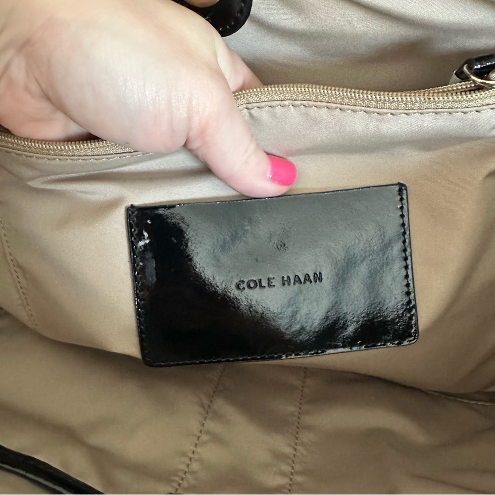 Cole Haan Black and Tan Tote Bag.  New with tag. Leather. - Picture 3 of 9